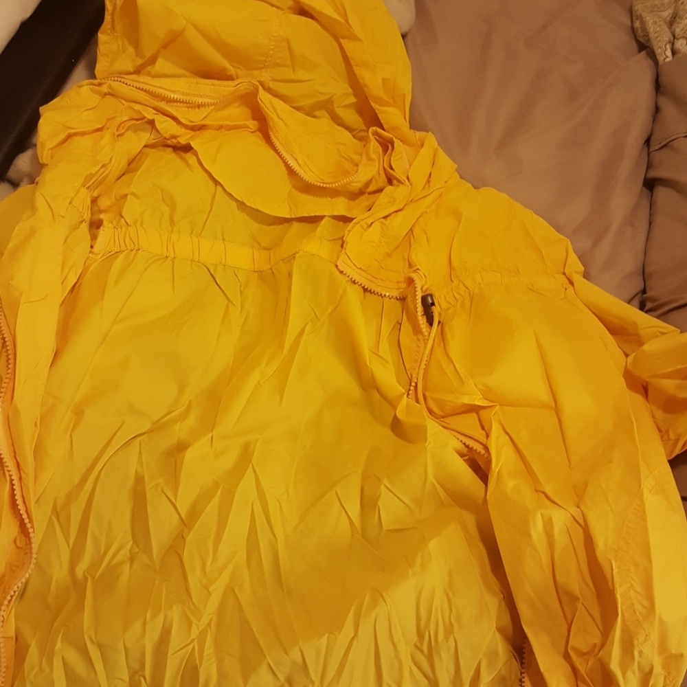 Windbreaker short jacket